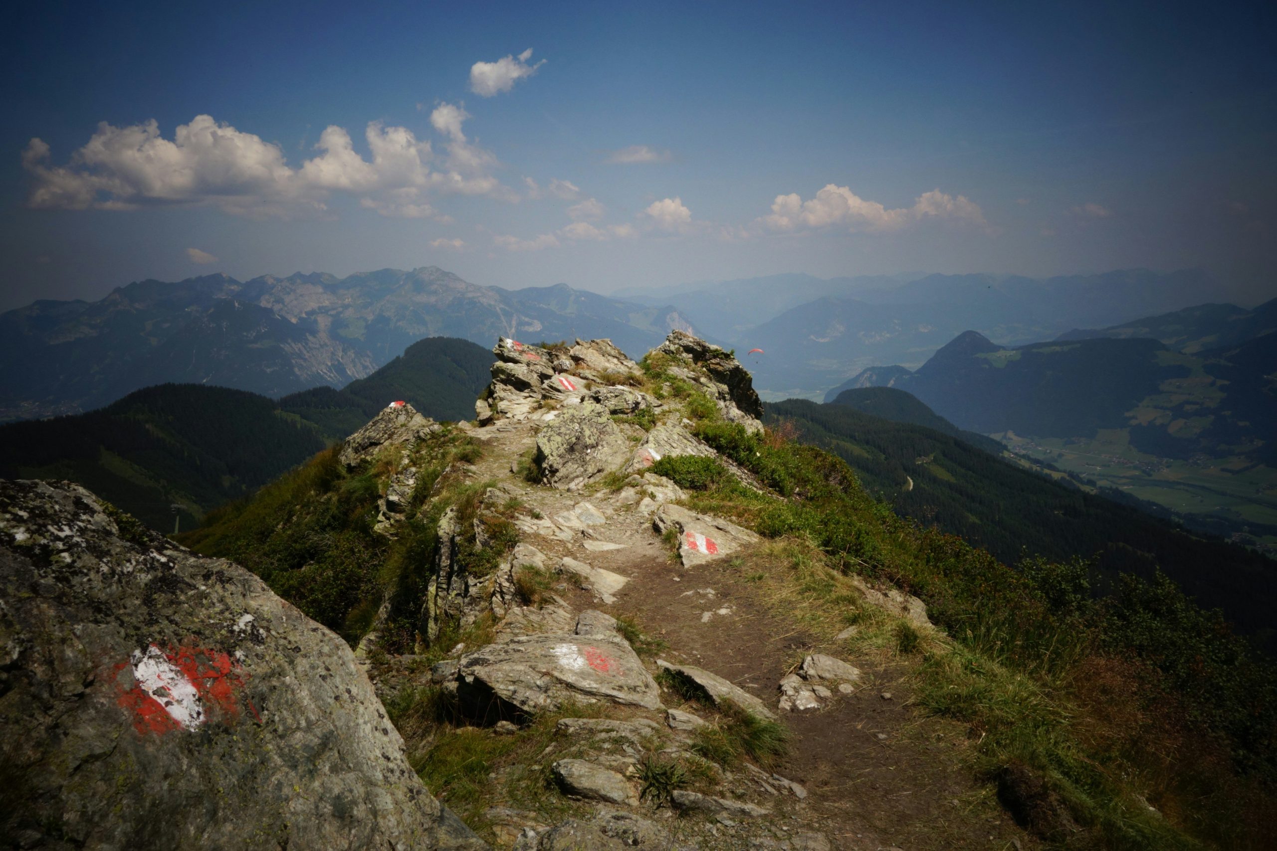 Why Hiking Tools Like Watch Altimeters Are a Game-Changer for Outdoor Enthusiasts
