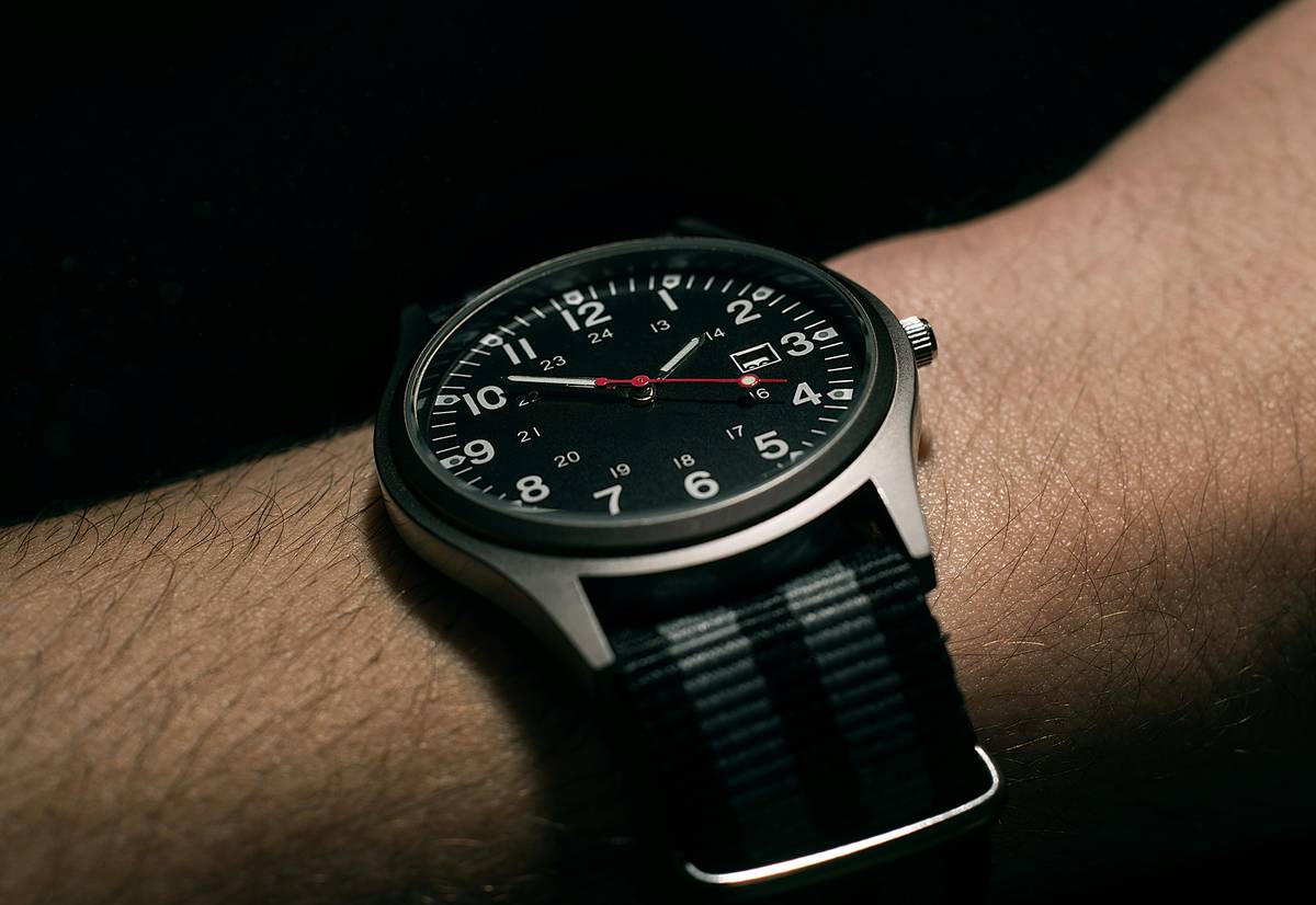 How to Choose the Best Watch Altimeters for Your Hiking Equipment Arsenal